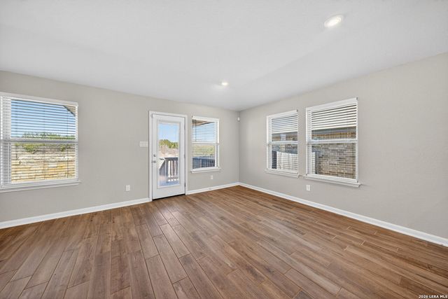 12915 Louberg Valley, San Antonio, TX 78253