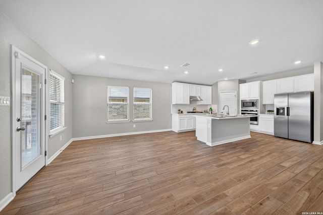 12915 Louberg Valley, San Antonio, TX 78253