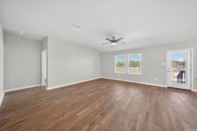 12915 Louberg Valley, San Antonio, TX 78253