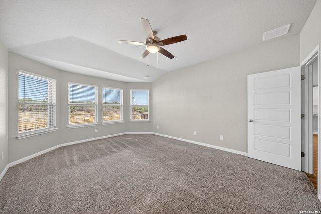 12915 Louberg Valley, San Antonio, TX 78253