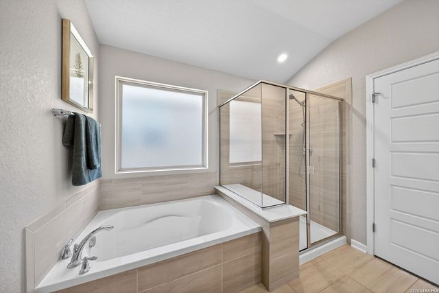 12915 Louberg Valley, San Antonio, TX 78253