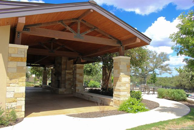 12915 Louberg Valley, San Antonio, TX 78253