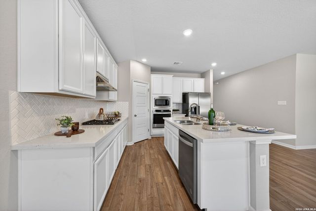 12915 Louberg Valley, San Antonio, TX 78253