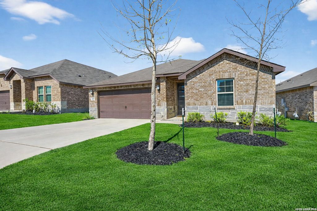 12915 Louberg Valley, San Antonio, TX 78253