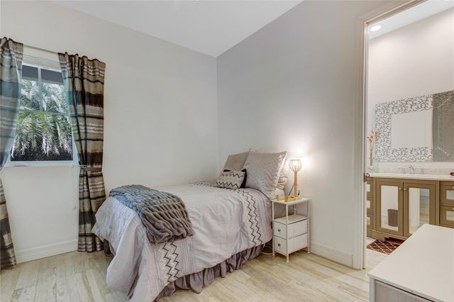 6601 Appaloosa Trail, Southwest Ranches, FL 33330