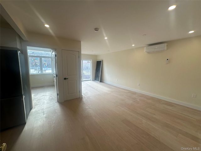 8840 54th Avenue 3A, Elmhurst, NY 11373
