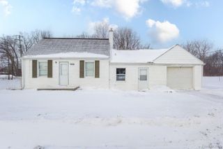 27281 Gloede Drive, Warren, MI 48088