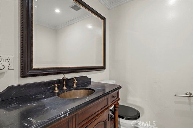 204 W Linfield, Glendora, CA 91740
