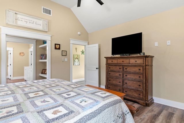 2873 Zinnia Rd, Diana, TX 75640