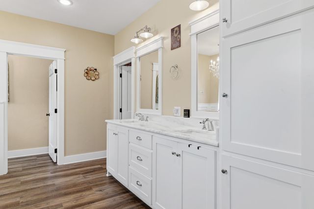 2873 Zinnia Rd, Diana, TX 75640