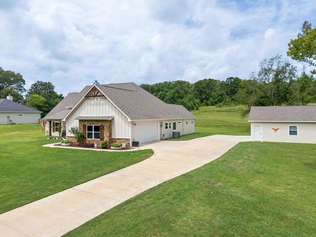 2873 Zinnia Rd, Diana, TX 75640