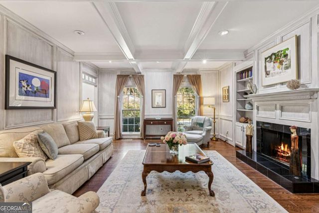 5460 E Idlewood Lane, Atlanta, GA 30327