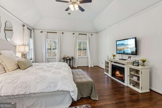 5460 E Idlewood Lane, Atlanta, GA 30327