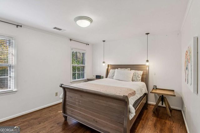 5460 E Idlewood Lane, Atlanta, GA 30327