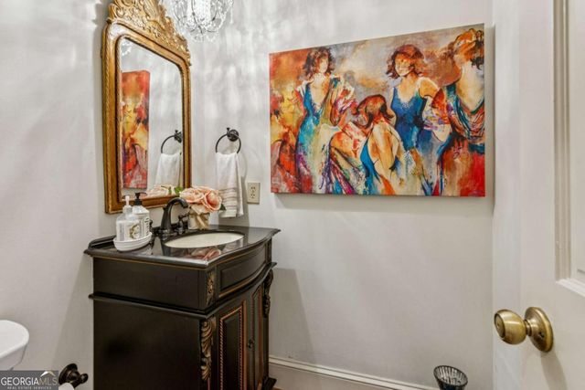 5460 E Idlewood Lane, Atlanta, GA 30327