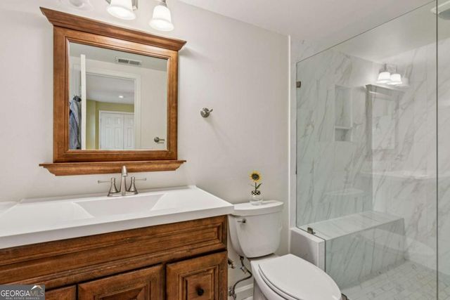 5460 E Idlewood Lane, Atlanta, GA 30327