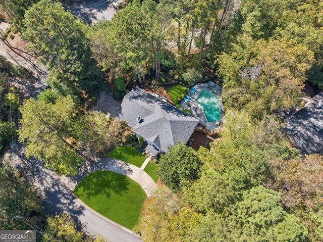 5460 E Idlewood Lane, Atlanta, GA 30327