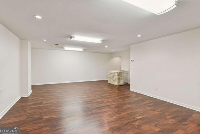 5460 E Idlewood Lane, Atlanta, GA 30327