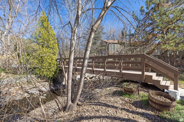 5489 S WILLOW LN, Murray, UT 84107