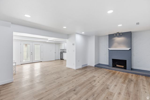 5489 S WILLOW LN, Murray, UT 84107