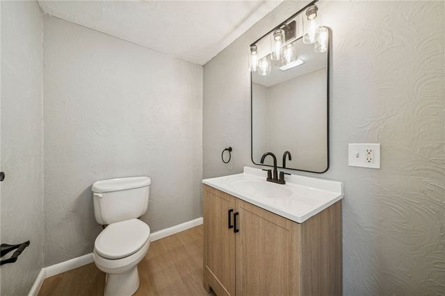 417 Longview Dr, Monroeville, PA 15146