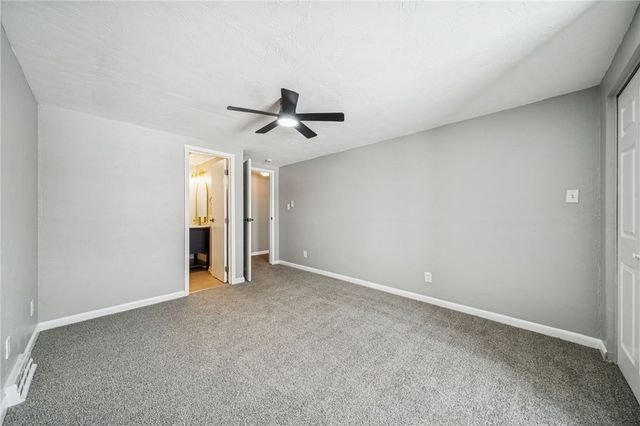 417 Longview Dr, Monroeville, PA 15146