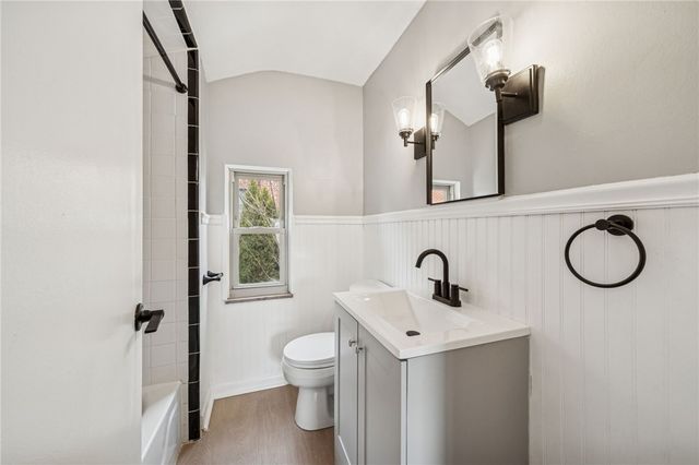 417 Longview Dr, Monroeville, PA 15146