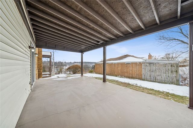 417 Longview Dr, Monroeville, PA 15146