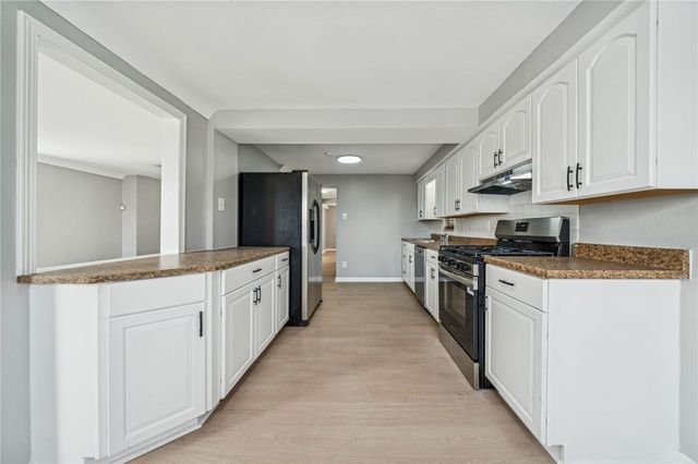 417 Longview Dr, Monroeville, PA 15146