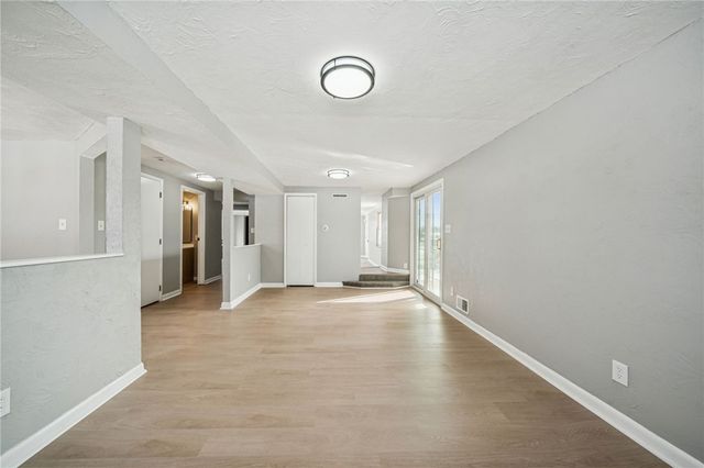 417 Longview Dr, Monroeville, PA 15146