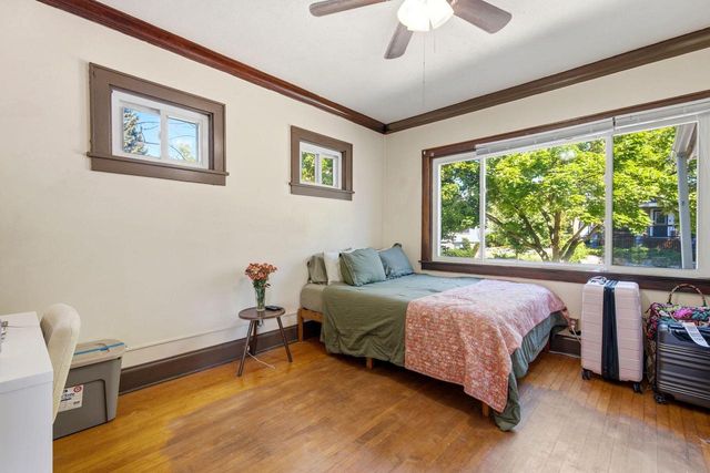 1035 E Potter AVENUE, Milwaukee, WI 53207