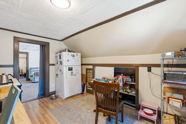1035 E Potter AVENUE, Milwaukee, WI 53207