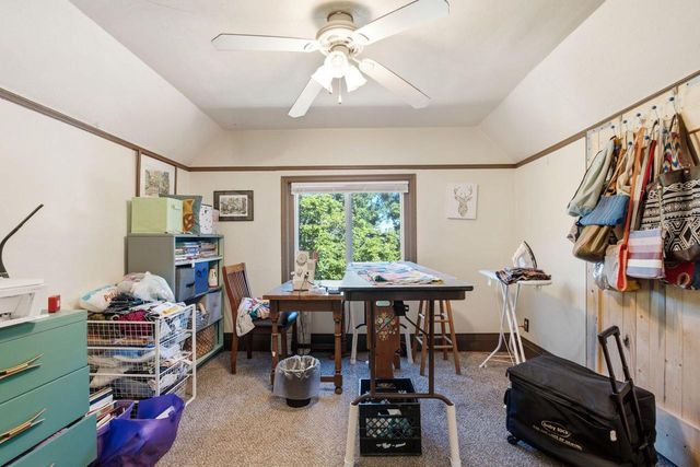 1035 E Potter AVENUE, Milwaukee, WI 53207