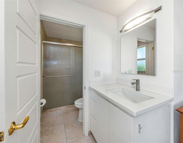 6613 FLAMINGO WAY S, St Petersburg, FL 33707