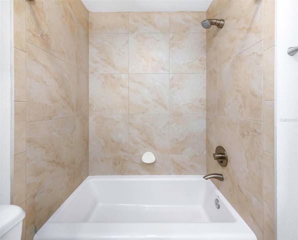 6613 FLAMINGO WAY S, St Petersburg, FL 33707