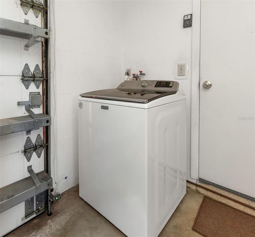 6613 FLAMINGO WAY S, St Petersburg, FL 33707