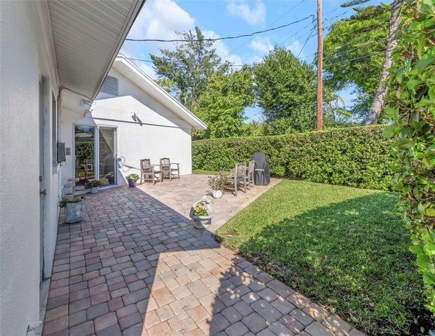 6613 FLAMINGO WAY S, St Petersburg, FL 33707