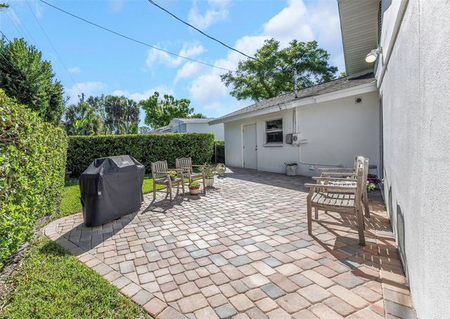 6613 FLAMINGO WAY S, St Petersburg, FL 33707