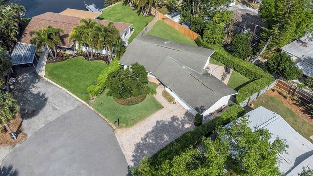 6613 FLAMINGO WAY S, St Petersburg, FL 33707