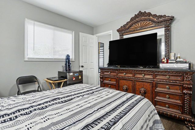 1280 Smith Road, Columbus, OH 43207