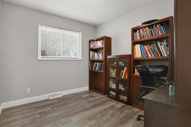 1280 Smith Road, Columbus, OH 43207