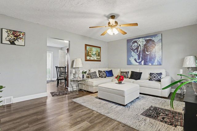 1280 Smith Road, Columbus, OH 43207