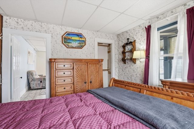 68 Western Ave, Lynn, MA 01904