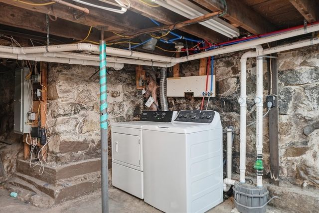68 Western Ave, Lynn, MA 01904