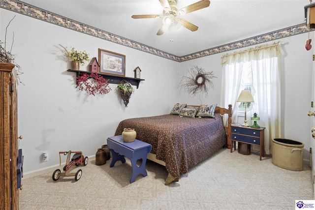 367 S Black Branch Road, Cecilia, KY 42724
