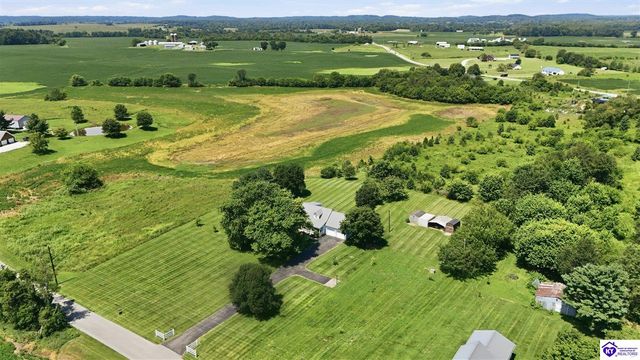 367 S Black Branch Road, Cecilia, KY 42724