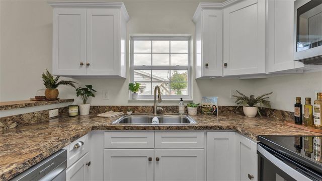 2303 N FLORIDA AVENUE, Lakeland, FL 33805
