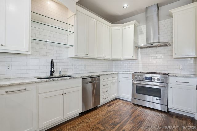 12014 S Kingston Place, Tulsa, OK 74137