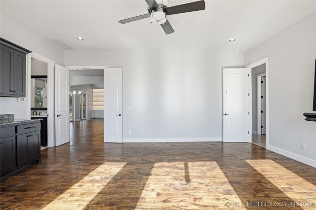 12014 S Kingston Place, Tulsa, OK 74137