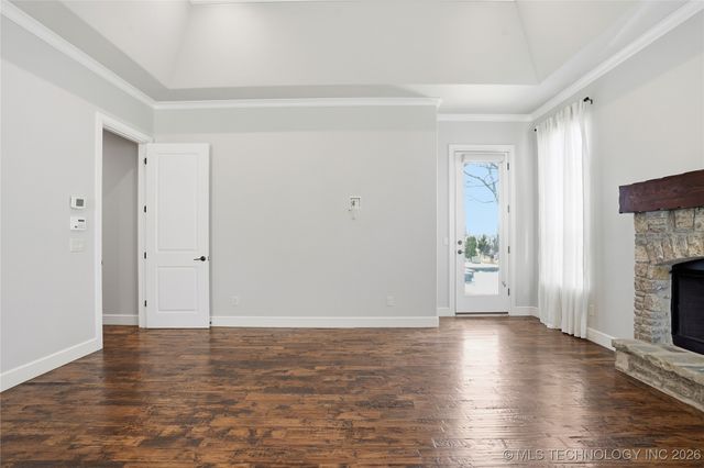 12014 S Kingston Place, Tulsa, OK 74137